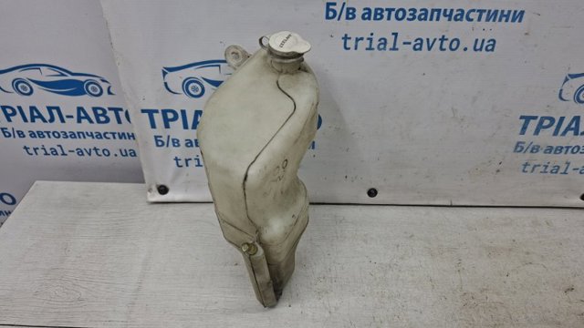 Розширювальний бачок охолодження MN156097 MITSUBISHI