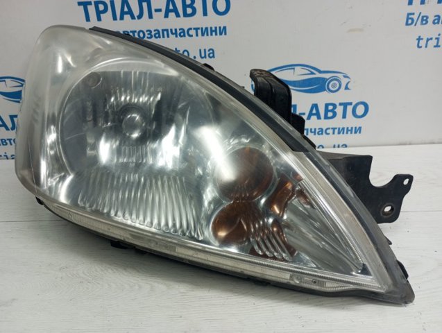 Фара передня права MN161674 MITSUBISHI