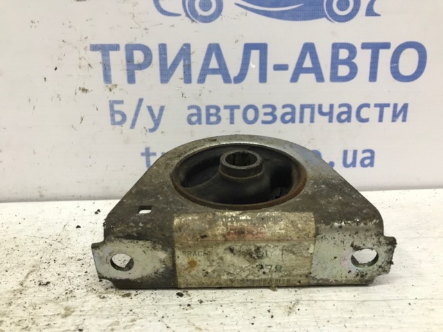 Подушка двигуна передня MN184355 MITSUBISHI