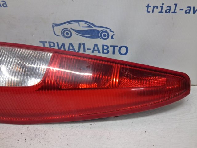 Задній правий стоп MN186270 MITSUBISHI