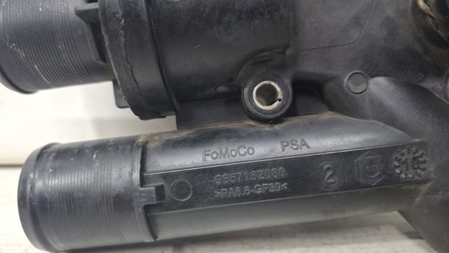 Корпус термостата в зборі MN982198 MITSUBISHI