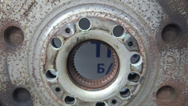 Маховик двигуна MN982387 MITSUBISHI