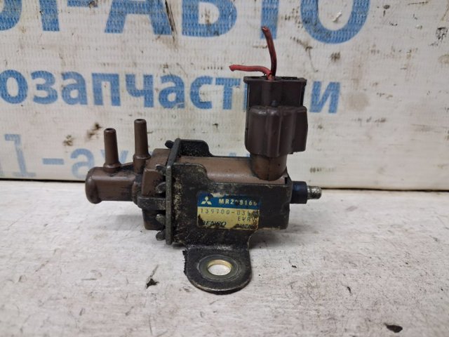 Клапан соленоїд регулювання заслонки EGR MR258166 MITSUBISHI