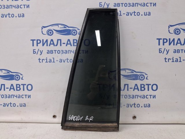 Вікно надставки дверей задніх MR259918 MITSUBISHI