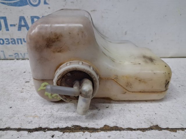 Водяний бачок системи охолодження MR404879 MITSUBISHI