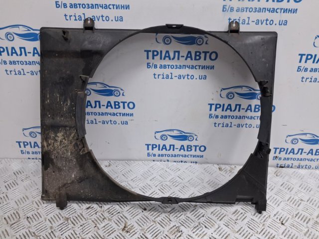 Повітроводи системи охолодження двигуна MR404894 MITSUBISHI