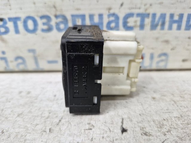 Регулятор дзеркал MR417977 MITSUBISHI