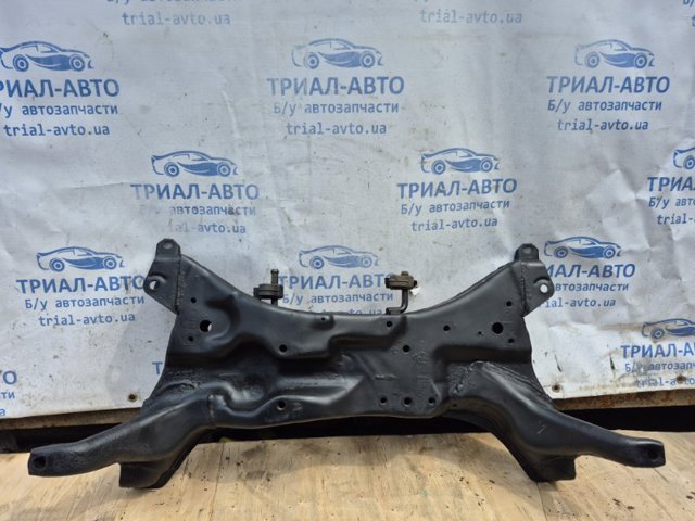 Підрамник передній MR510285 MITSUBISHI
