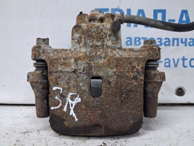 Супорт гальмівний задній правий MR510542 MITSUBISHI