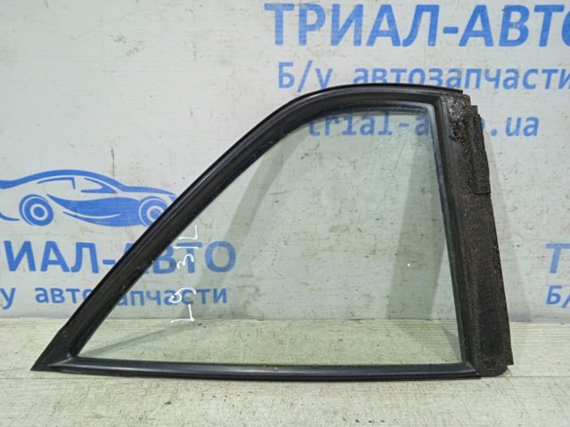 Скло заднє ліве MR525741 MITSUBISHI