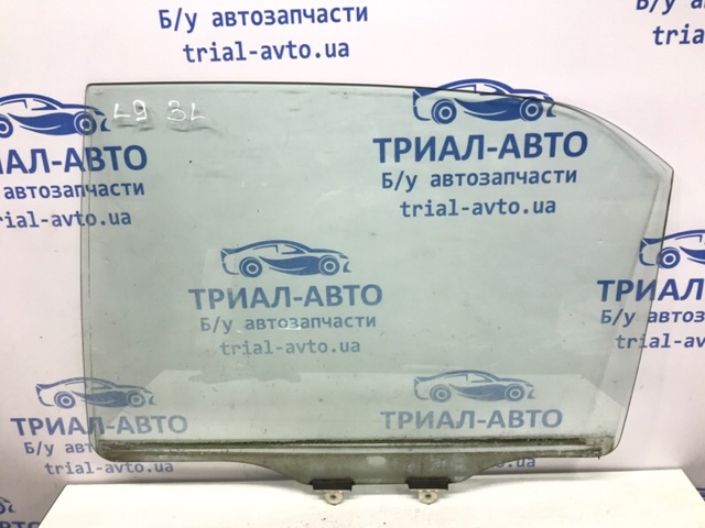 Скло задньої двері лівої MR525741 MITSUBISHI