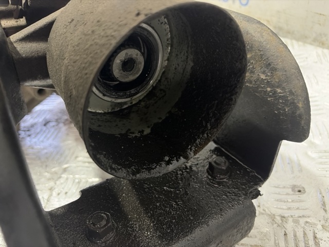 Коробка роздавальна MR528343 MITSUBISHI