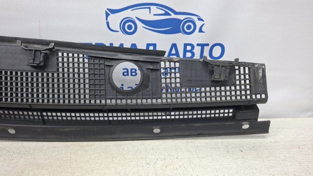Решітка повітрозабірника салону MR533285 MITSUBISHI