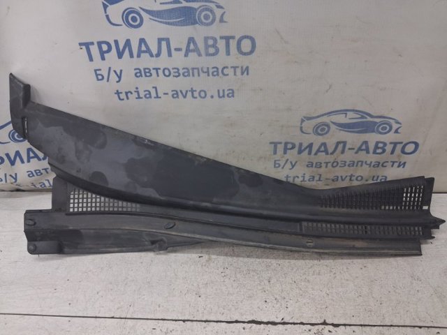 Решітка повітрозабірника салону MR533286 MITSUBISHI