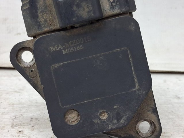 Датчик повітря на впуску MR547077 MITSUBISHI