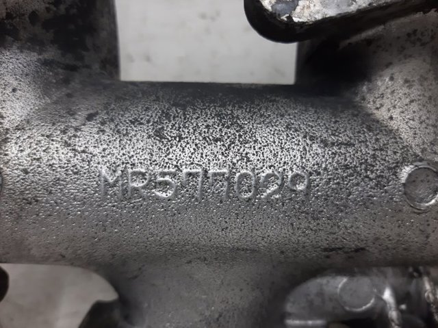 Колектор впускний MR577029 MITSUBISHI