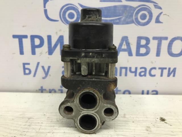Клапан рециркуляції відпрацьованих газів EGR MR578913 MITSUBISHI