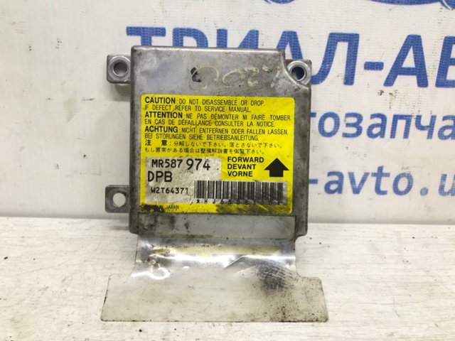 Модуль-процесор керування подушки безпеки MR587974 MITSUBISHI