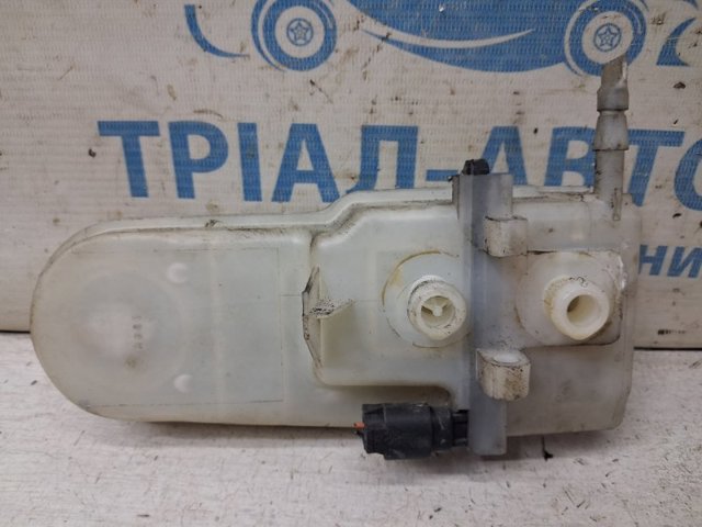 Бачок ГГЦ MR955857 MITSUBISHI