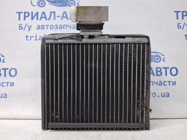 Випаровувач кондиціонера MR958416 MITSUBISHI