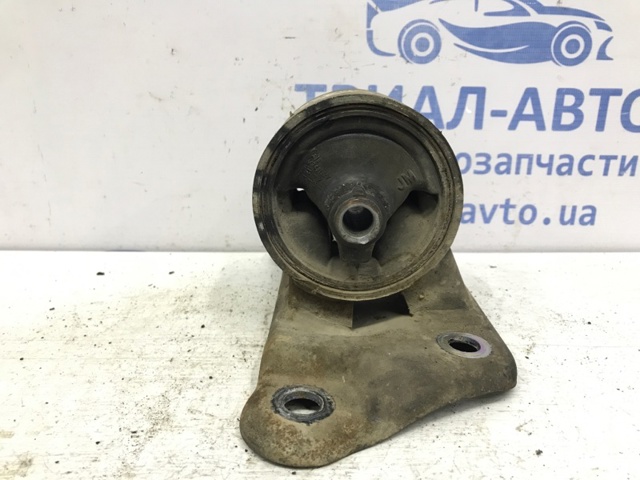 Подушка (опора) двигуна, ліва MR961709 MITSUBISHI