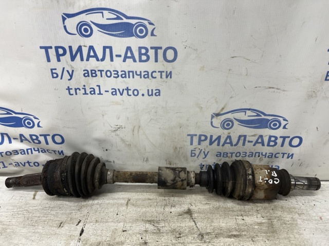 Привід лівий MR980747 MITSUBISHI