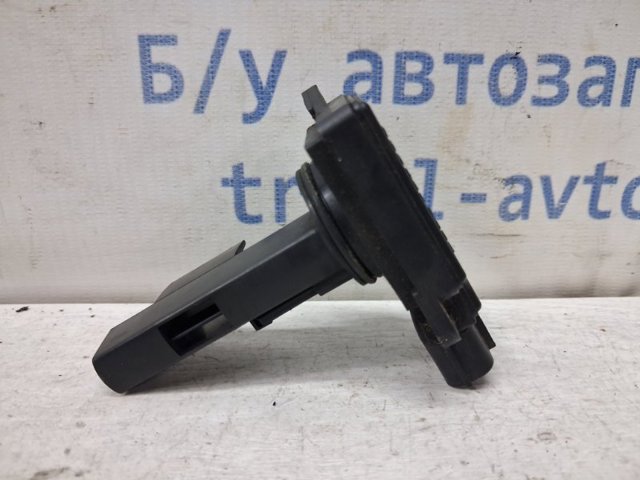 Витратомір повітря MR985187 MITSUBISHI
