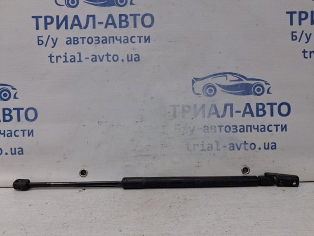 Амортизатор двері п'ятої MR991808 MITSUBISHI