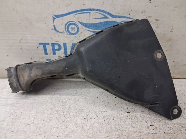 Повітроприймач MR993548 MITSUBISHI