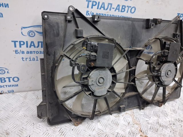 Дифузор (кожух) радіатора охолодження SH0115210 MAZDA