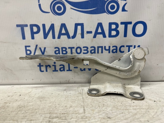 Петля капота, права TD1152410A MAZDA
