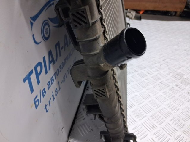 Радіатор охолодження Z60315200 MAZDA