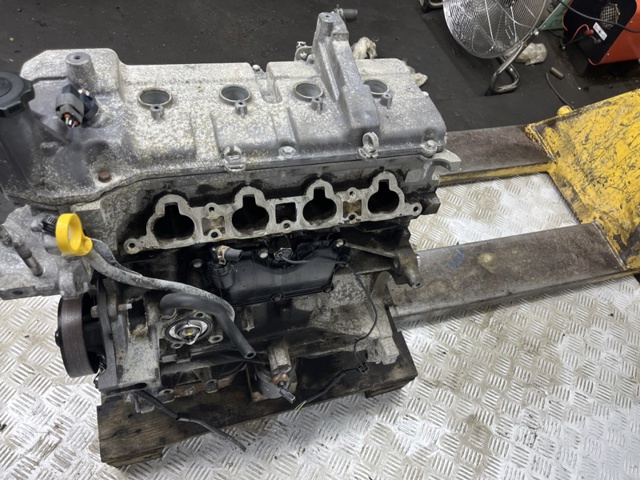 Мотор в зборі Z62702300A MAZDA