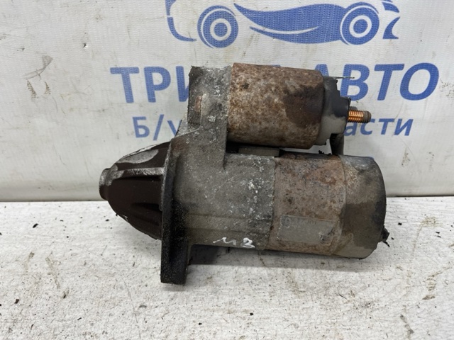 Стартер двигуна ZJ0118400 MAZDA