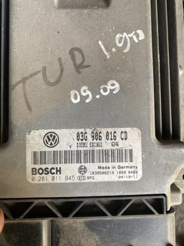 Комп'ютер двигуна 03G906016CD VAG
