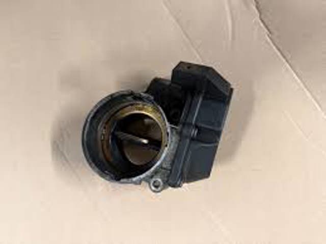 Блок дросельної заслінки 03G128063A VAG