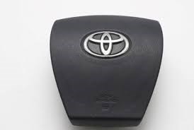 Подушка Айрбег водія 4513047110C0 TOYOTA