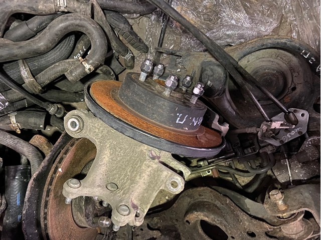 Кулак поворотний правий 52720C2100 HYUNDAI