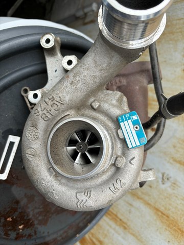 Турбонаддув 53039700432 BORG-WARNER