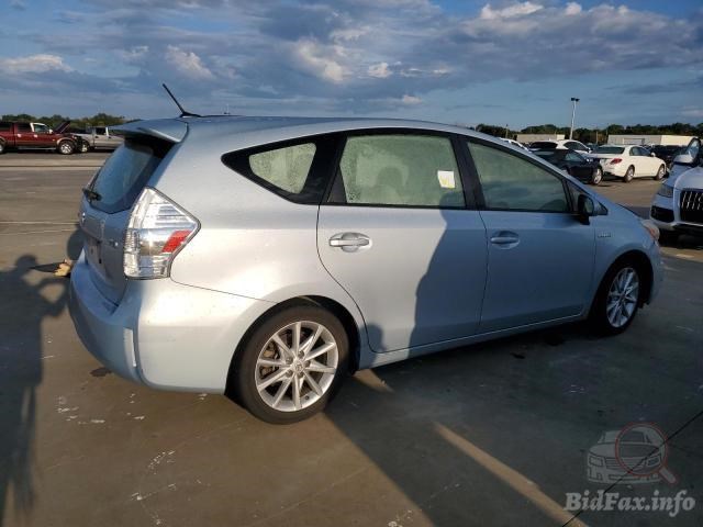 Двері пасажирськи задні ліві 6700447190 TOYOTA