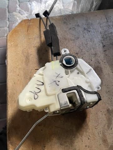 Замок передніх пасажирських дверей 72110TL0G01 HONDA