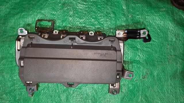 Подушка безпеки, водійська, AIRBAG, захисту колін 7390060090C0 TOYOTA