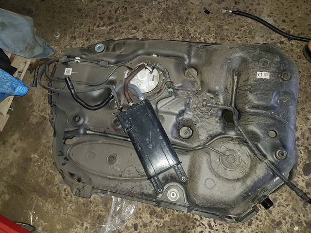 Бензобак 7710042610 TOYOTA