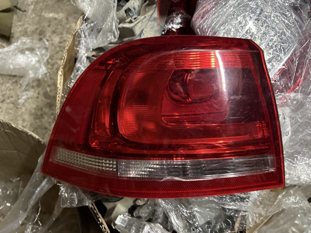 7P6945095 VAG