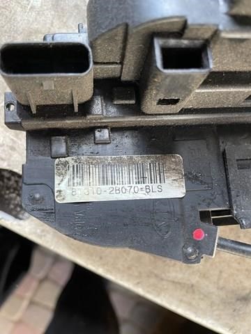 Замок водійських дверей 813102B070 HYUNDAI
