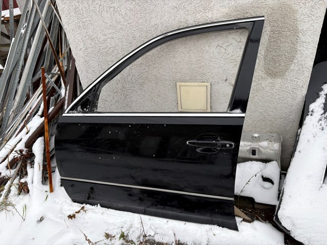 Двигун склопідіймача двері передньої, лівої 8572050080 TOYOTA