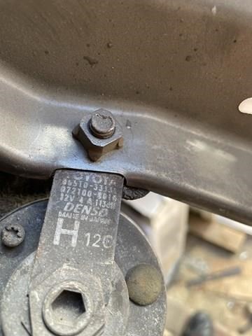 Сигнал звукової 8651033130 TOYOTA