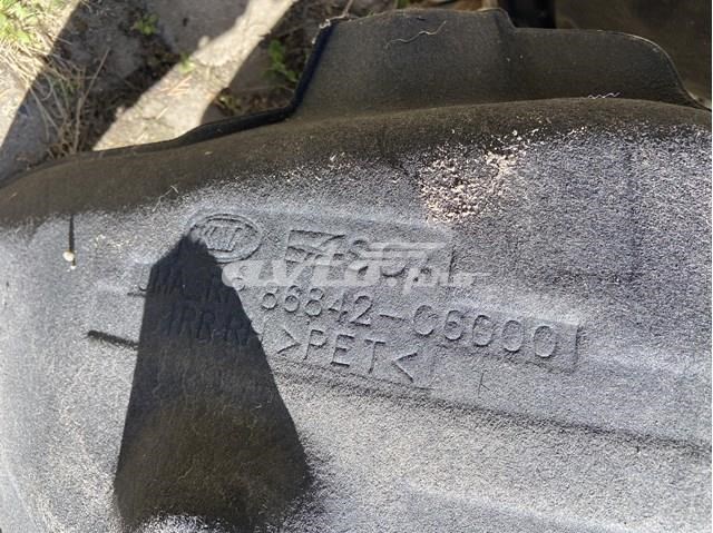 Бризговик задній, правий 86842C6000 HYUNDAI