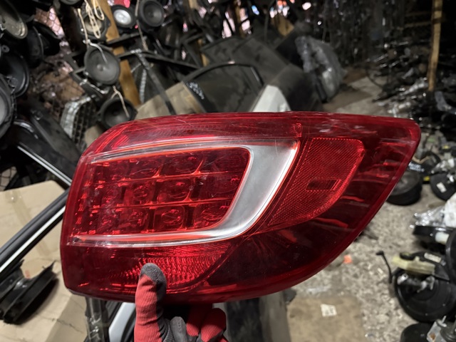 Задній правий зовнішній ліхтар 924023W010 HYUNDAI