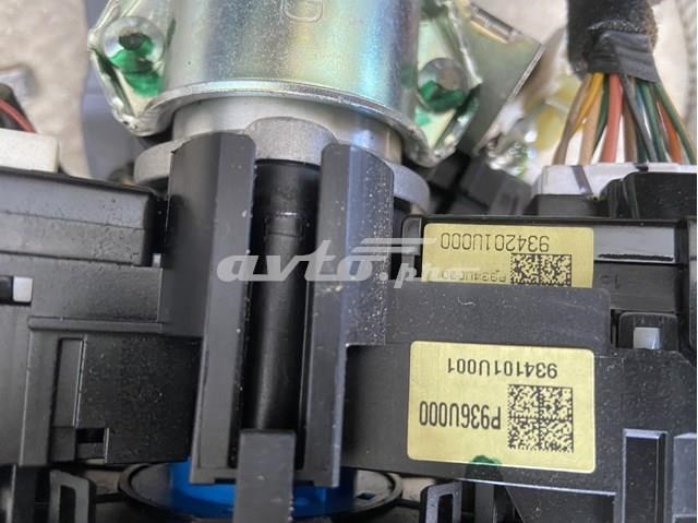 Перемикач підрульовий, правий 934201U000 HYUNDAI